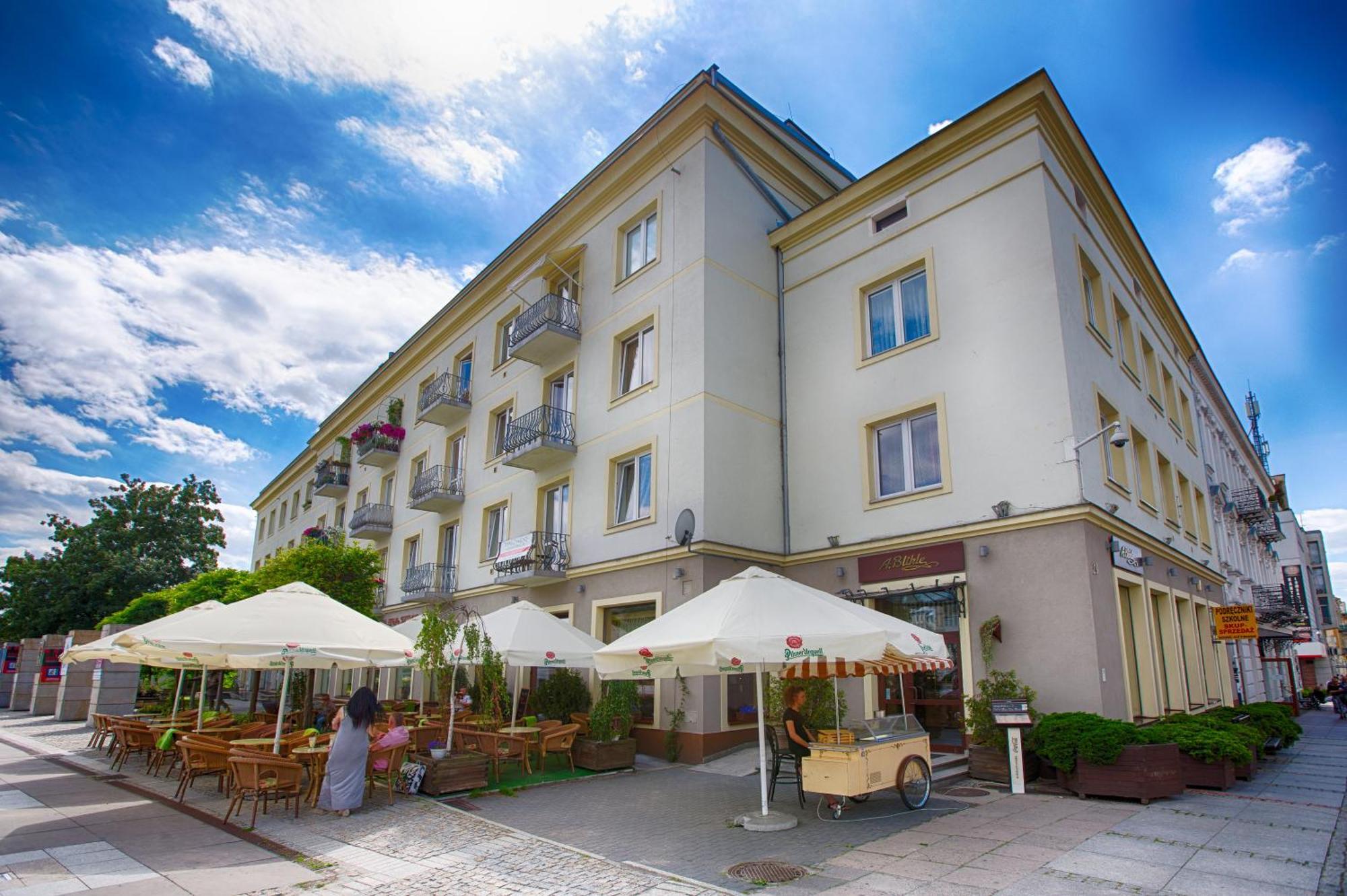 Apartamenty Sienkiewicza - Bezplatny Parking, Centrum, Park, Fv Кельце Екстер'єр фото